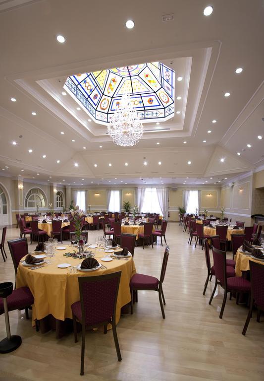 Hotel Santa Isabel Albacete Bagian luar foto
